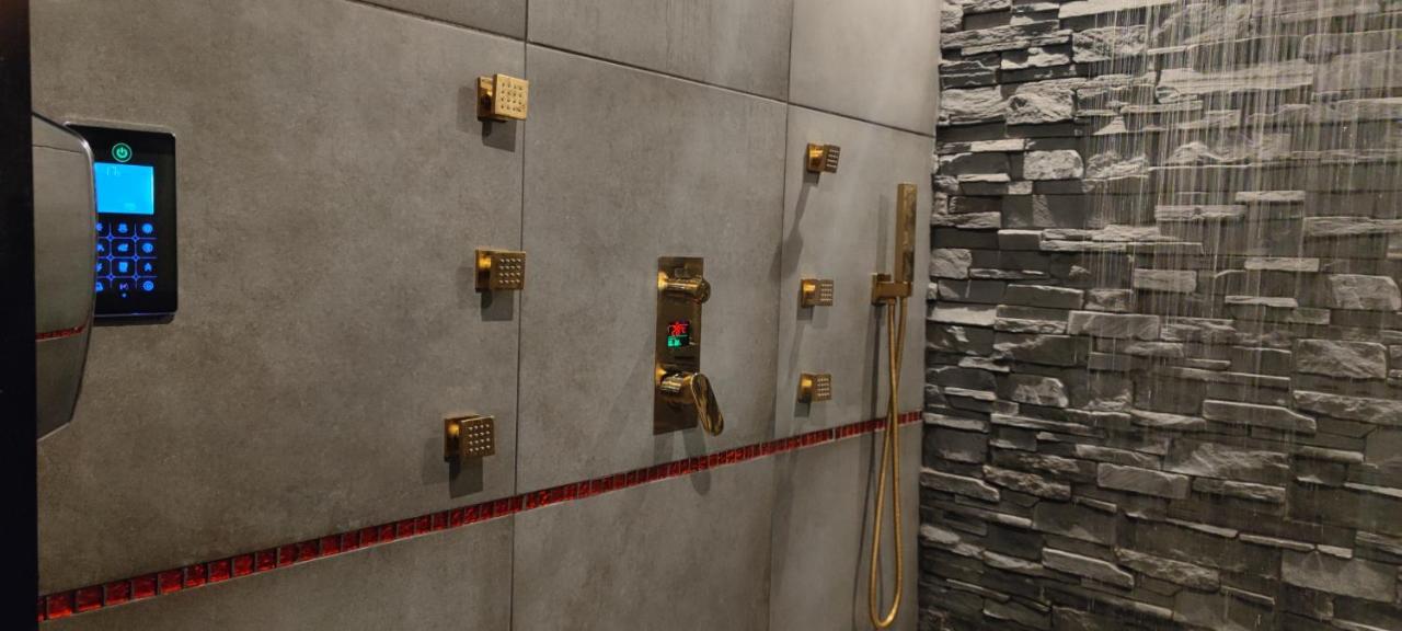 Loft Romantique Hammam Spa Privatif Playroom Гренобль Экстерьер фото